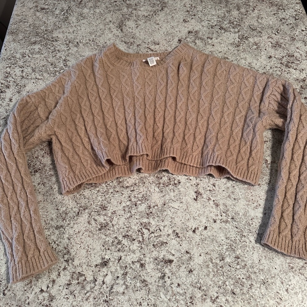 Cropped sweater